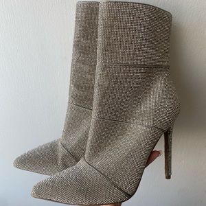 STEVE MADDEN sparkly heel boot NEVER WORN